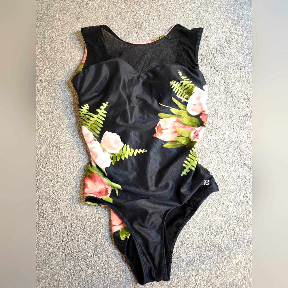 Albion Swimsuit Medium Mesh Vacation Travel Beach Summer Floral One Piece